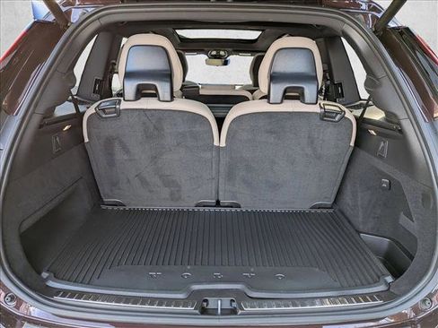 Certified 2025 Volvo XC90 B5 Core w/ Protection Package Premier image 6