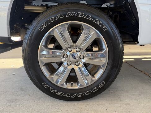 Used 2019 Ford F150 XLT w/ Equipment Group 302A Luxury image 10