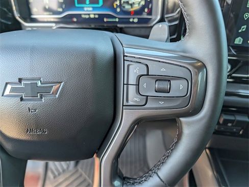 Used 2025 Chevrolet Silverado 1500 ZR2 w/ Technology Package image 16