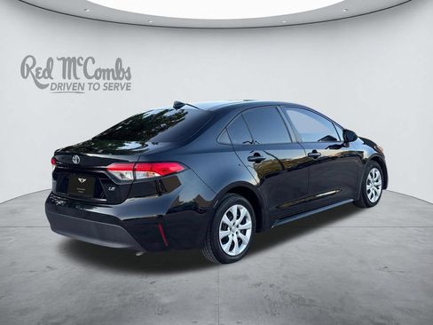 Used 2023 Toyota Corolla LE FWD image 5