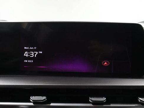 Used 2025 Kia Telluride S AWD/4WD image 24