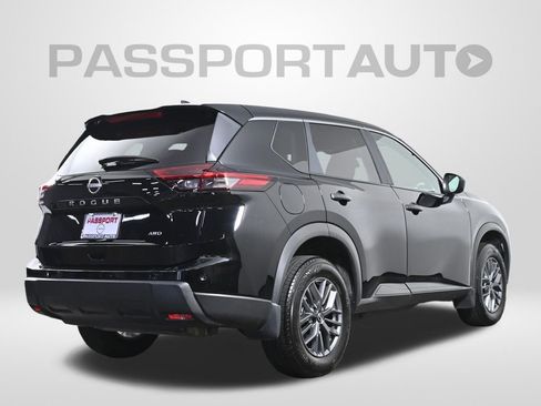 Certified 2025 Nissan Rogue S image 11