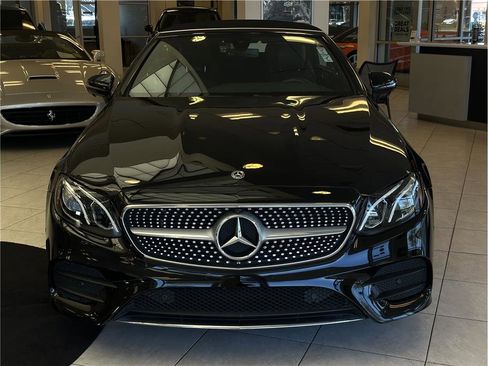 Used 2019 Mercedes-Benz E 450 Cabriolet image 2