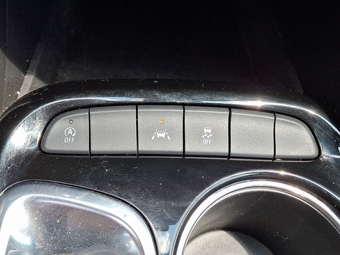 Used 2023 Buick Encore GX Preferred FWD image 25
