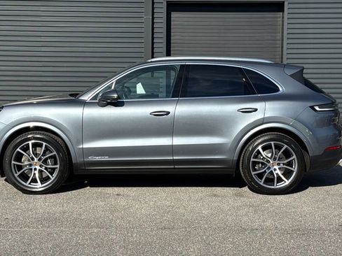 New 2026 Porsche Cayenne image 2