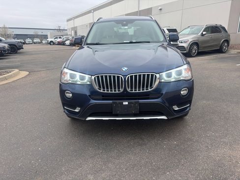 Used 2017 BMW X3 xDrive28i image 2