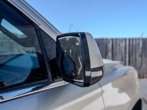 Used 2016 GMC Yukon Denali w/ Open Road Package image 12