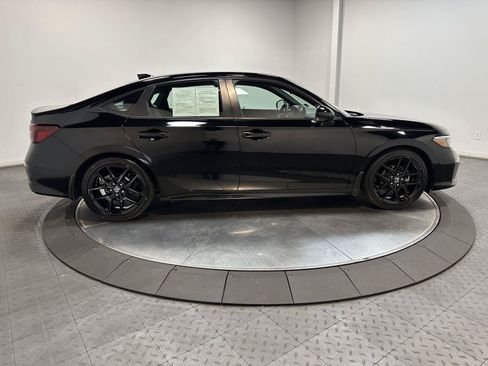Used 2025 Honda Civic Sport image 15