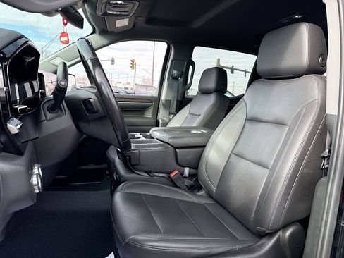 Used 2022 GMC Sierra 1500 SLT w/ Max Trailering Package AWD/4WD image 11