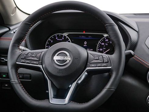 New 2025 Nissan Sentra SR w/ SR Premium Package FWD image 13