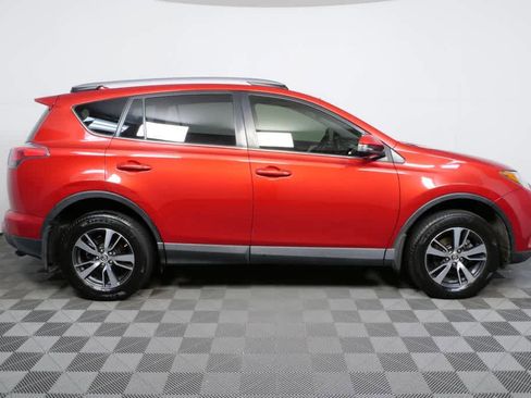 Used 2017 Toyota RAV4 XLE image 4
