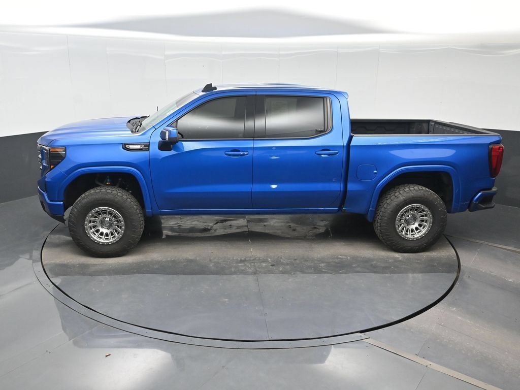 Used 2022 GMC Sierra 1500 Elevation w/ Elevation Premium Package AWD/4WD image 18