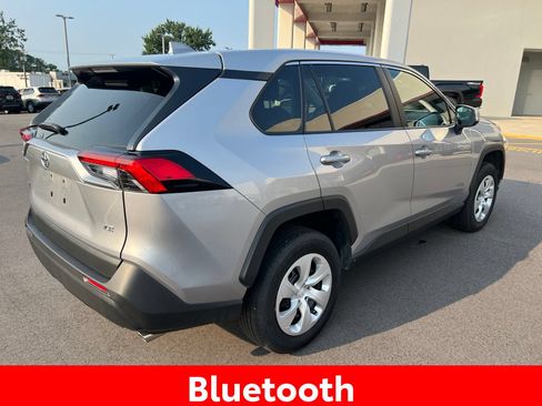 Used 2025 Toyota RAV4 LE FWD image 9