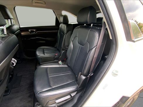 Used 2023 Kia Sorento EX FWD image 21
