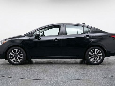 Used 2025 Nissan Versa SV FWD image 5