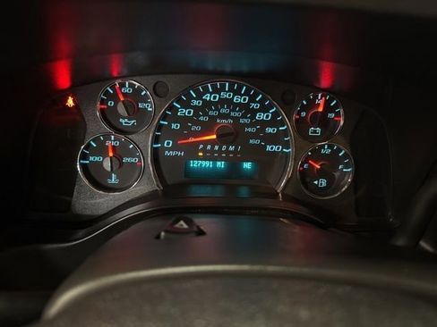 Used 2022 Chevrolet Express 2500 w/ Driver Convenience Package RWD image 14