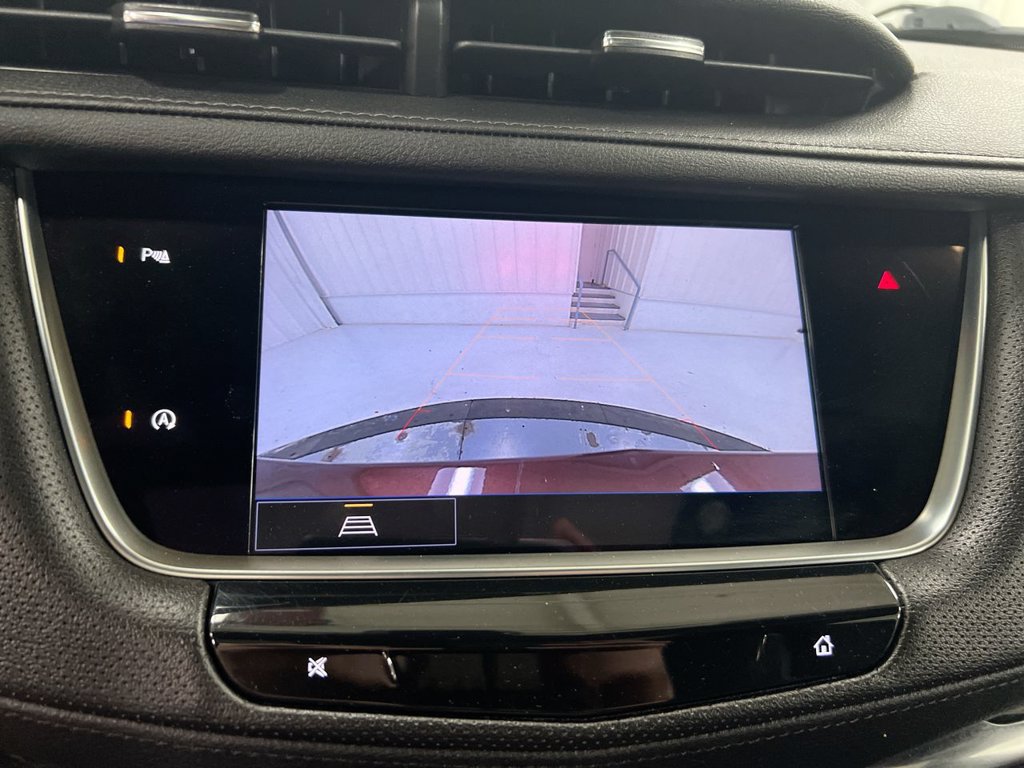 Used 2023 Cadillac XT5 Premium Luxury FWD image 16
