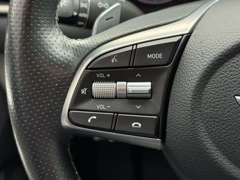 Used 2021 Genesis G70 3.3T image 32