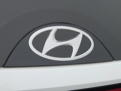 Used 2024 Hyundai Tucson Limited AWD/4WD image 30