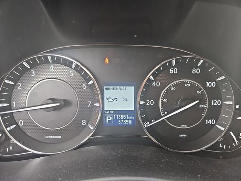 Used 2020 Nissan Armada SL w/ Premium Package AWD/4WD image 5