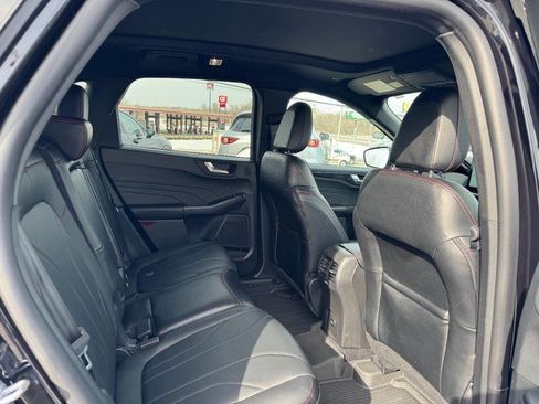 Used 2025 Ford Escape ST-Line Elite w/ Premium Technology Package image 10