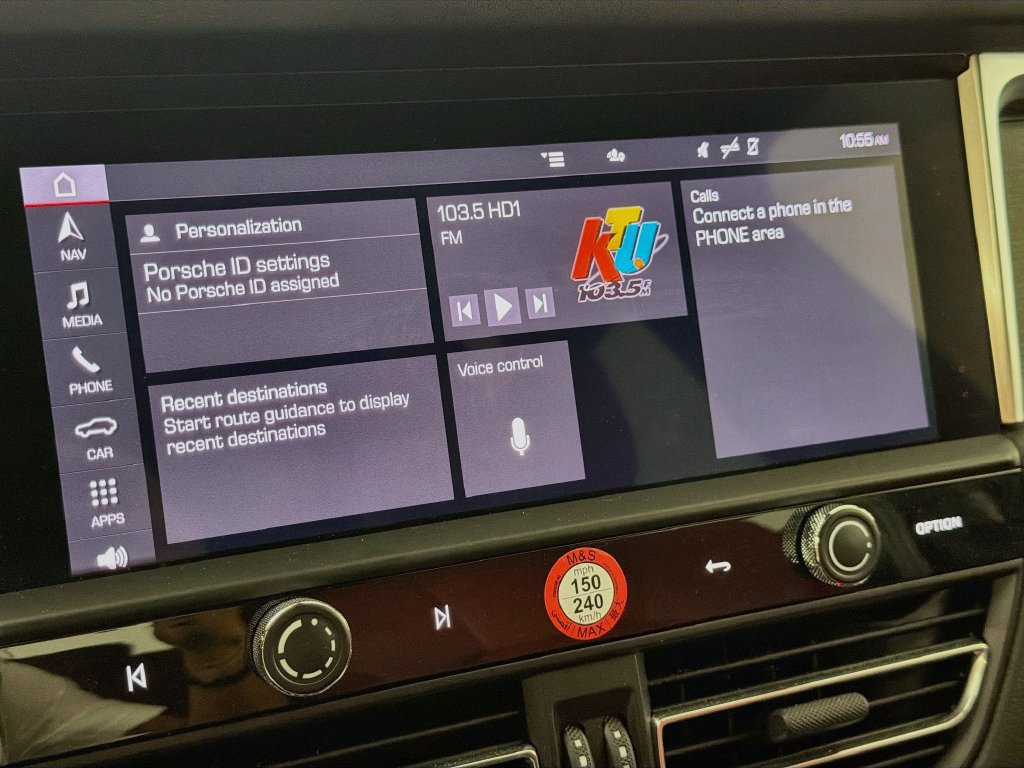Certified 2024 Porsche Macan GTS AWD/4WD image 15