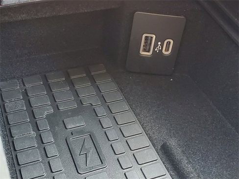 Certified 2023 Lincoln Corsair FWD w/ Equipment Group 101A image 24