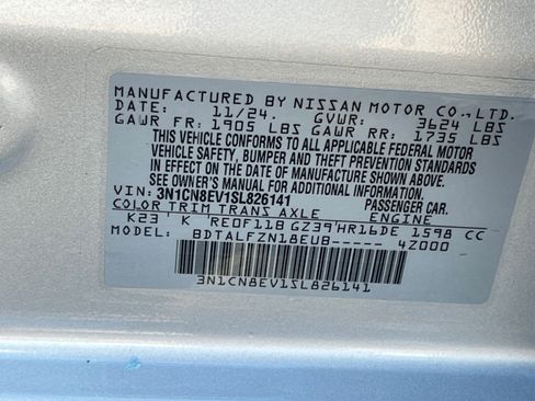 Used 2025 Nissan Versa SV image 27