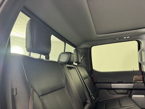 Used 2024 Ford F250 Lariat w/ Lariat Ultimate Package image 28