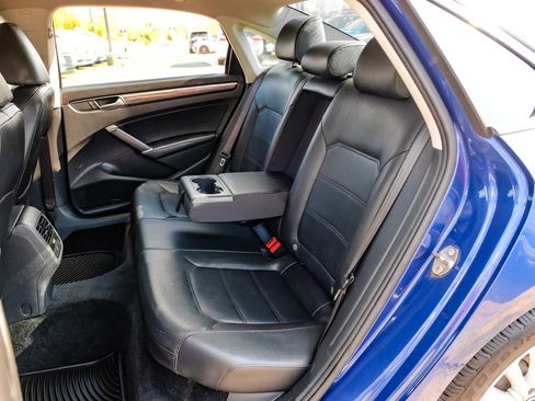 Used 2016 Volkswagen Passat 1.8T SE image 43