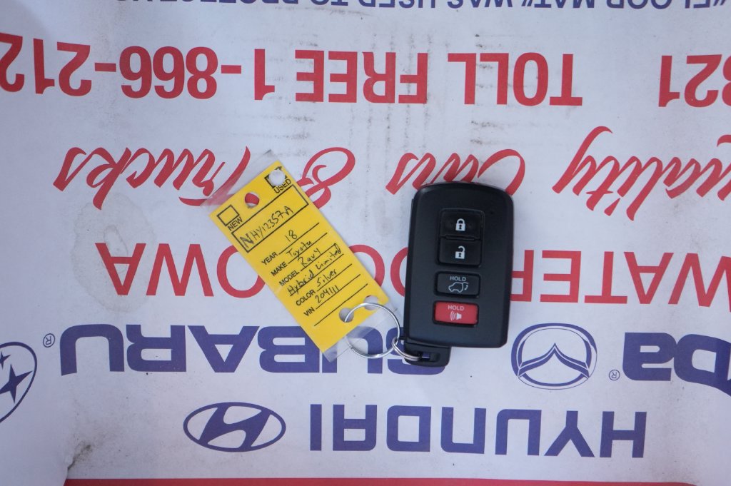 Used 2018 Toyota RAV4 Limited AWD/4WD image 41