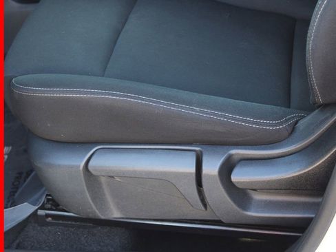 Certified 2023 Nissan Rogue S image 16