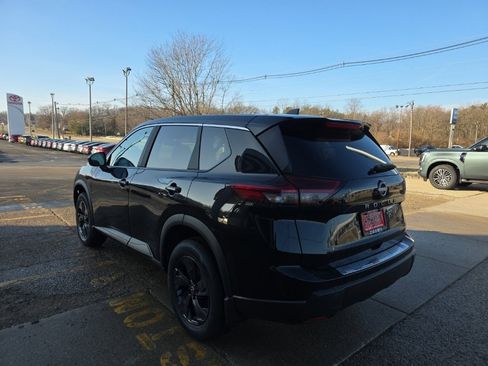 New 2026 Nissan Rogue SV w/ Cold Weather Package image 8