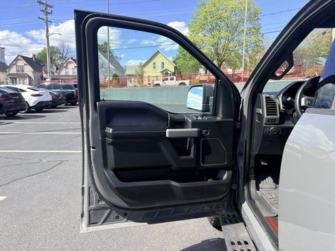 Used 2018 Ford F150 Raptor w/ Equipment Group 802A Luxury AWD/4WD image 13