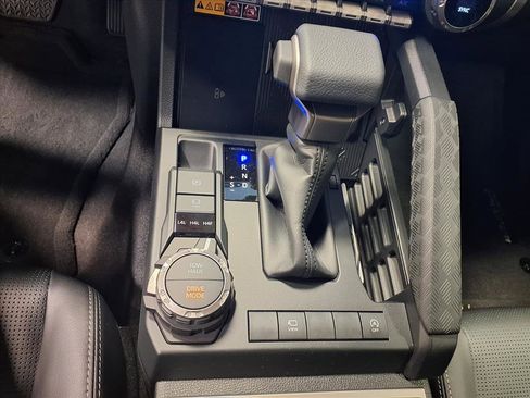 New 2026 Toyota 4Runner Limited image 18