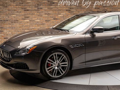 Used 2017 Maserati Quattroporte S GranLusso Q4 image 12