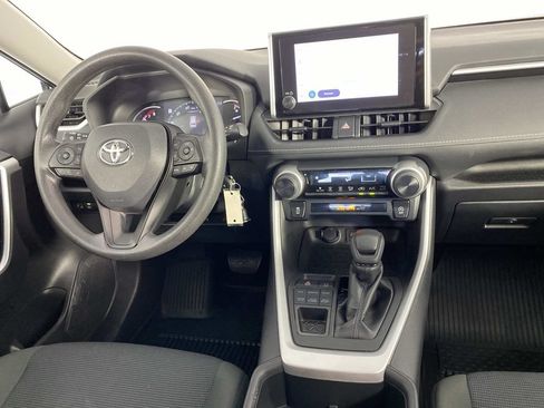 Used 2024 Toyota RAV4 LE AWD/4WD image 12