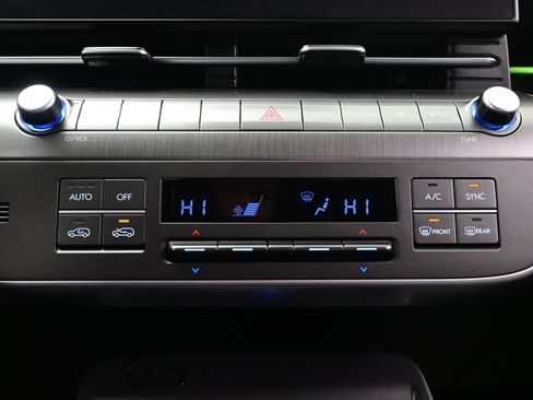 Certified 2026 Hyundai Kona SEL Premium image 20