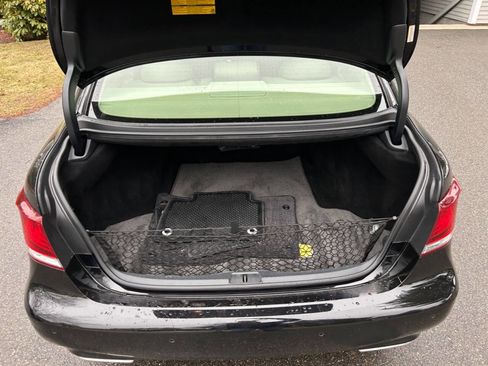 Used 2013 Lexus LS 460 AWD w/ Comfort Pkg image 15