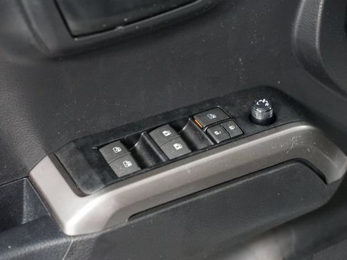 Used 2023 Toyota Tacoma SR5 w/ Technology Package RWD image 31