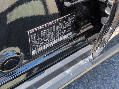 Certified 2024 Honda HR-V LX image 34