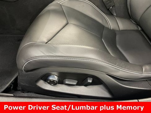 Used 2021 Chevrolet Corvette Stingray Preferred Cpe w/ Battery Protection Package image 11