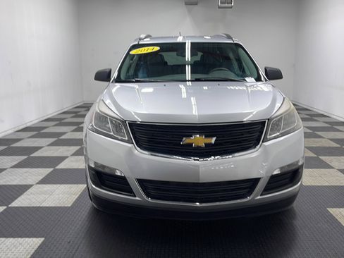 Used 2014 Chevrolet Traverse LS FWD image 6