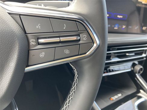 New 2026 Chevrolet Traverse LT image 10