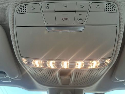 Used 2019 Mercedes-Benz E 300 4MATIC image 20