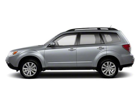 Used 2010 Subaru Forester 2.5X AWD/4WD image 3