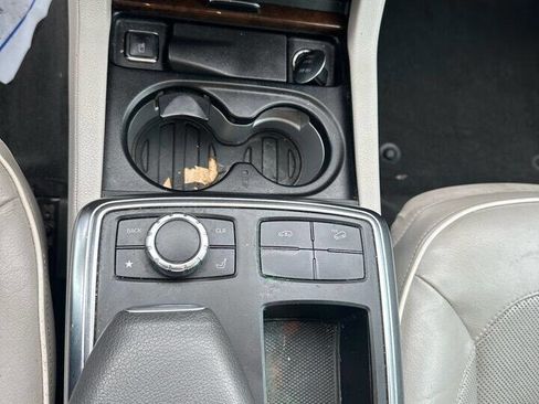 Used 2014 Mercedes-Benz GL 450 4MATIC w/ Driver Assistance Package image 12