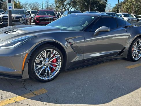 Used 2016 Chevrolet Corvette Z06 w/ 3LZ Preferred Equipment Group image 3