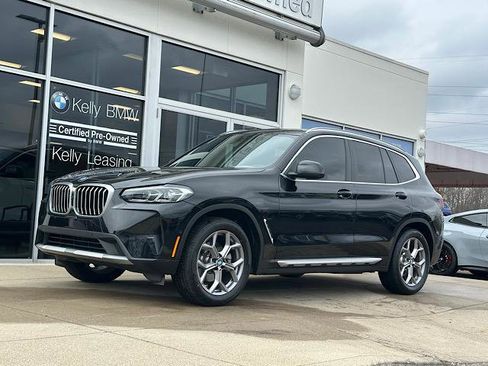 Certified 2024 BMW X3 xDrive30i w/ Premium Package image 4