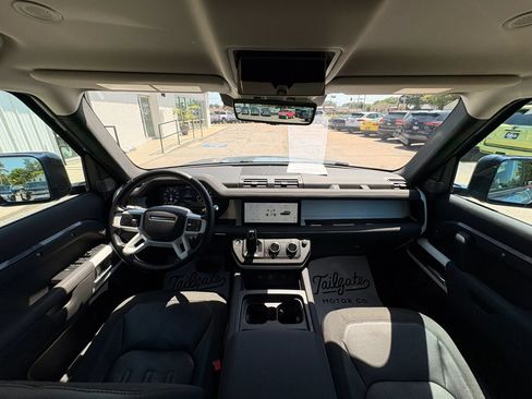 Used 2020 Land Rover Defender 110 SE AWD/4WD image 16